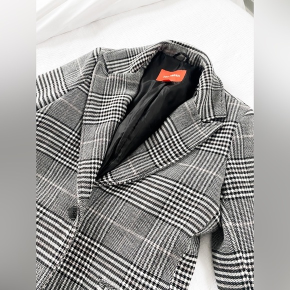 Joe Fresh White and Black Plaid Coat - Picture 8 of 10